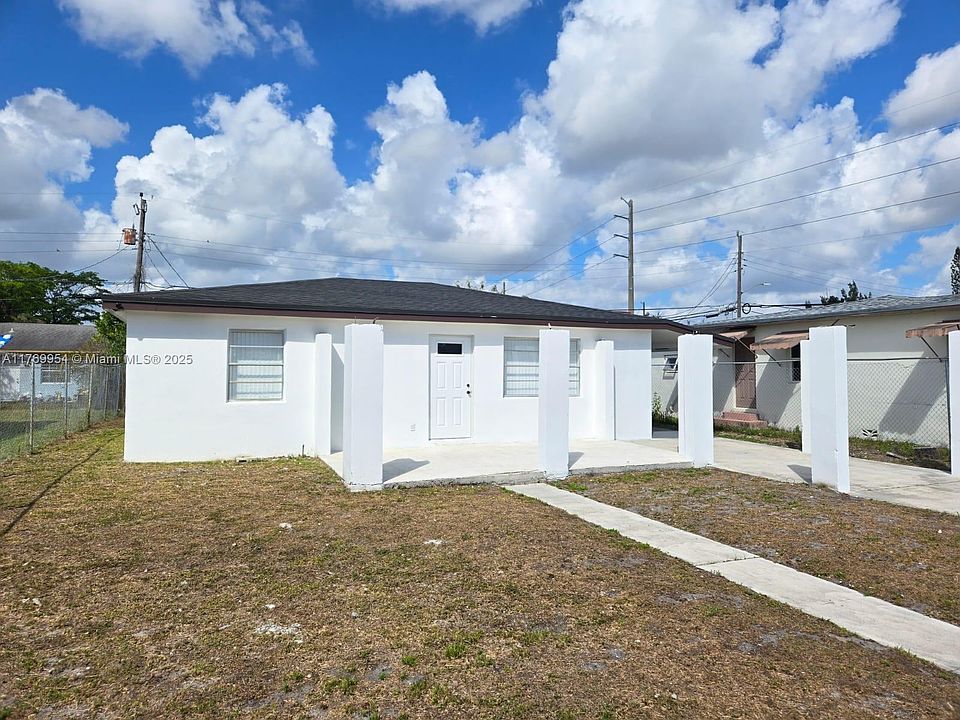 1st image of 447 NW 18th Ave