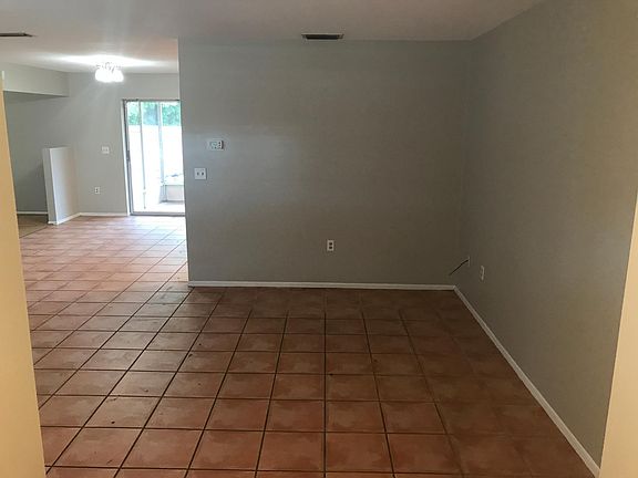 5th image of 2967 Captiva Dr