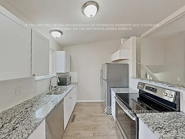 17523 E Grand Ave — Photo 10