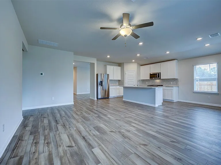 201 Fairmeadow Downs Dr — Photo 9