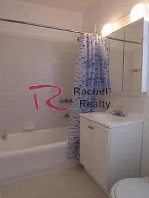 Rented by Rachel Realty | media 37