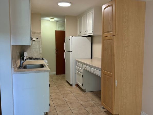 70K Shrewsbury Green Dr Unit K