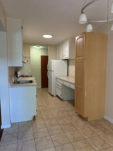 70K Shrewsbury Green Dr #K Photo 1