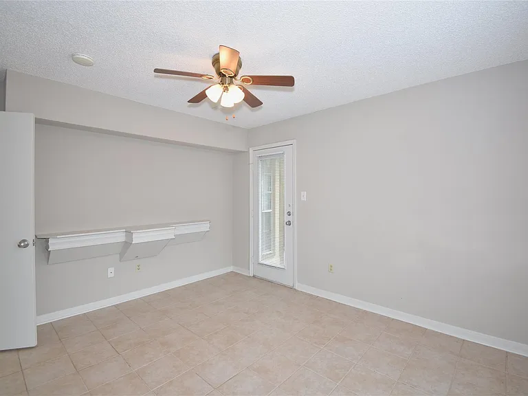 2121 Hepburn St #722 — Photo 17
