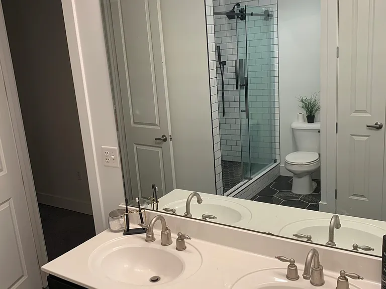 1101 Walnut St #1106 — Photo 10