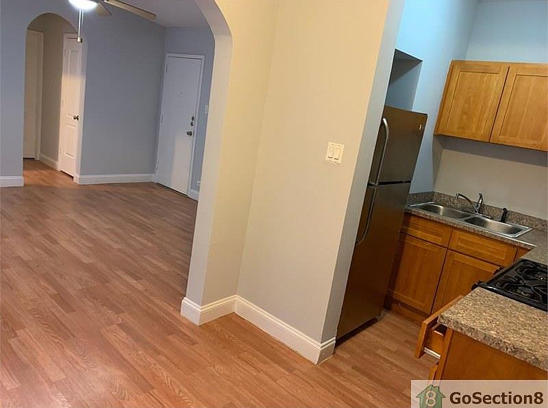 1st image of 6916 S Clyde Ave APT 405