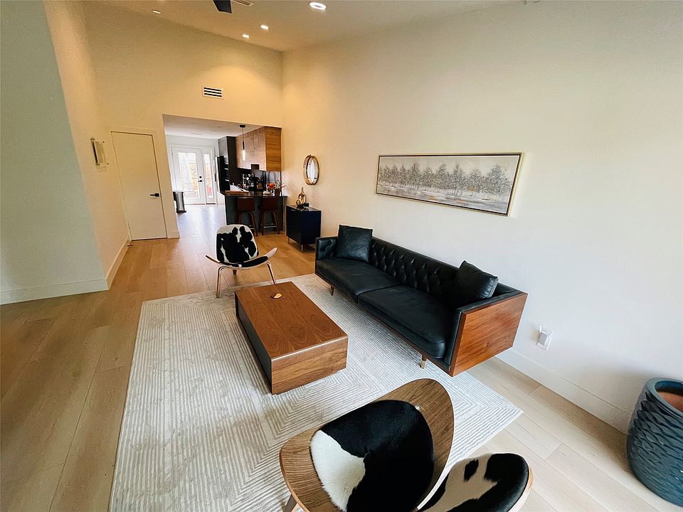 1st image of 13704 Flagstone Ln