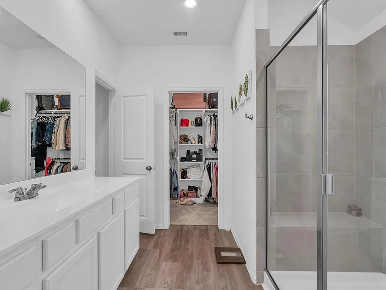 1413 Cantabria Ct — Photo 16