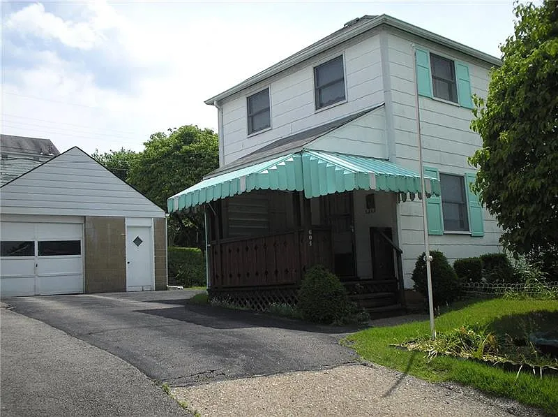 604 Independence Dr photo 1