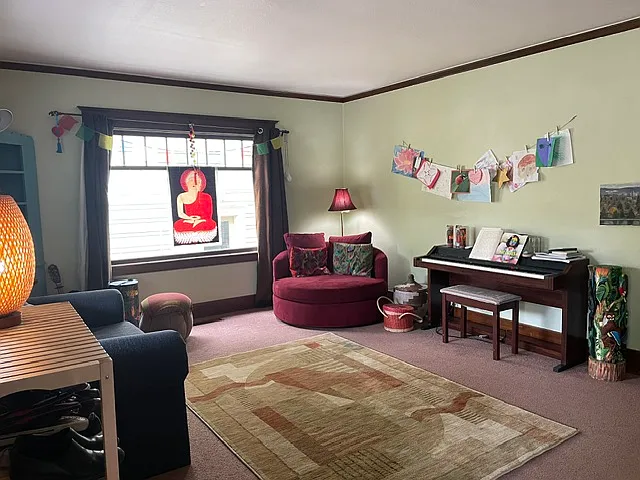 5608 N Commercial Ave — Photo 1