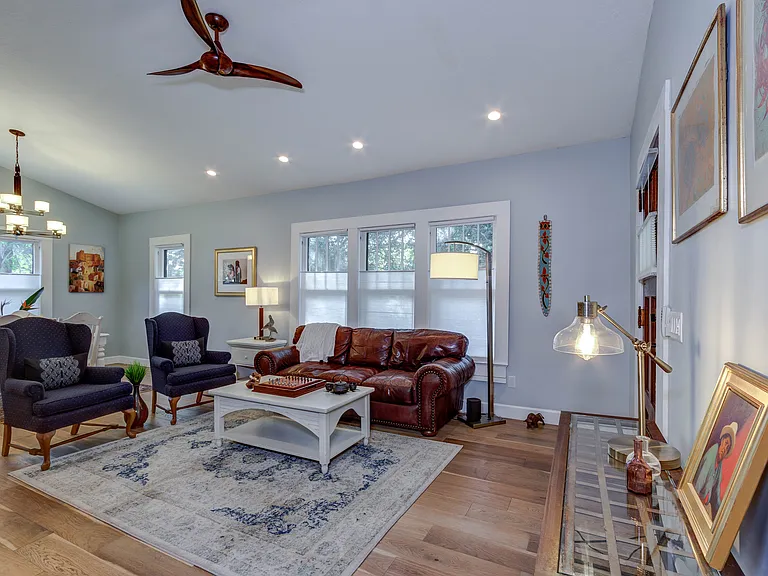1201 Palmetto Ave — Photo 5