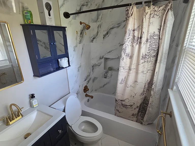 9807 Empire Ct — Photo 13
