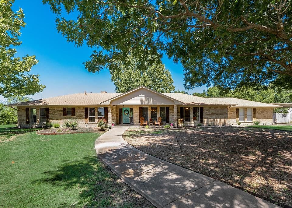 1st image of 7 Northcrest Cir