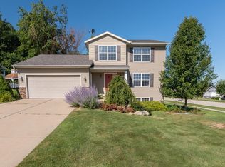 5421 Sand Dune Ct SW, Wyoming, MI 49418