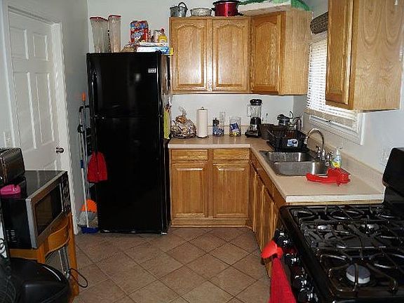 2nd image of 631 Grant Ave