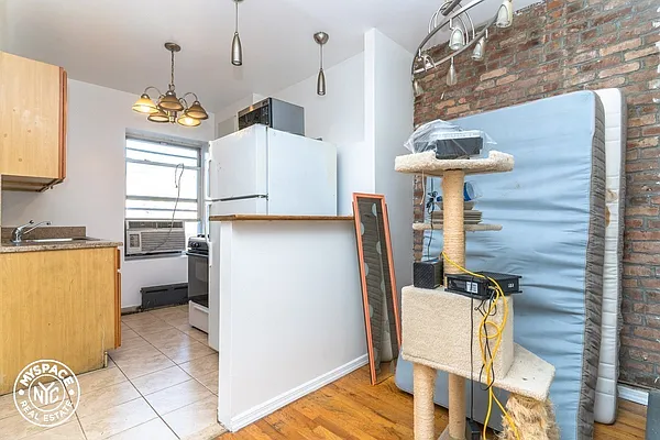 Rented by MySpaceNYC | media 4