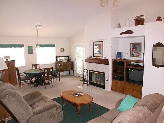 4th image of 1003 Rainbow Cliff Ct