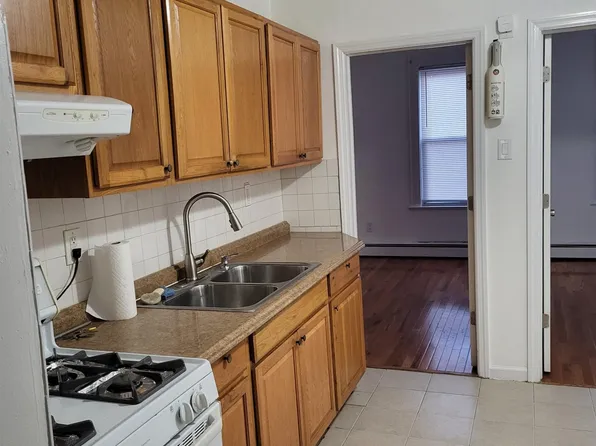 89 West 21st Street image 2 of 21