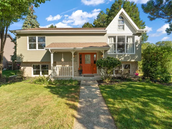 437 S Park Dr, Griffith, IN 46319