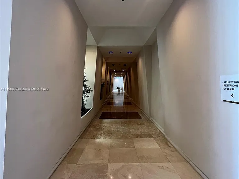 5151 Collins Ave #531 — Photo 36