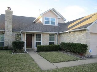 3118 Kempwood Dr, Sugar Land, TX 77479