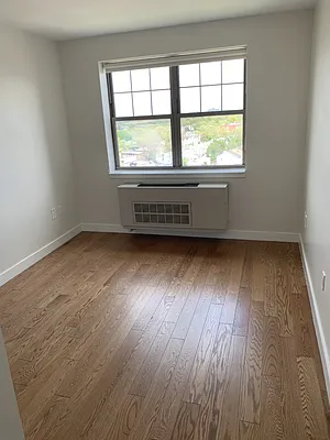 Rented by Corcoran | media 31