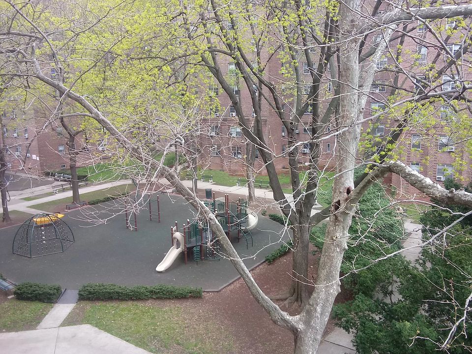 1st image of 530 Grand St APT D3e