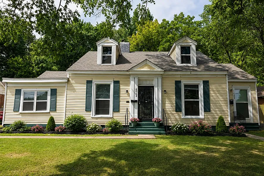 3 bed, 1200 sqft, $3,000 — Photo 1