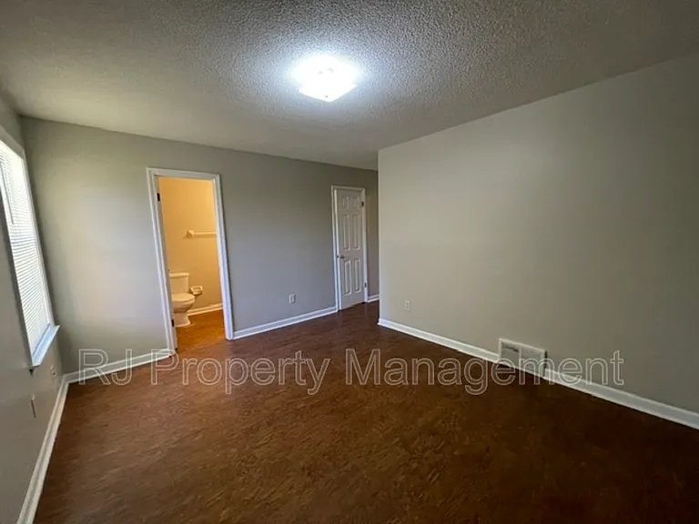6426 Ashton Rd — Photo 19