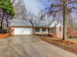 4900 Flat Creek Rd, Oakwood, GA 30566