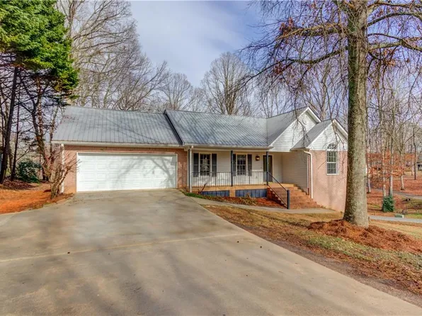 4900 Flat Creek Rd, Oakwood, GA 30566