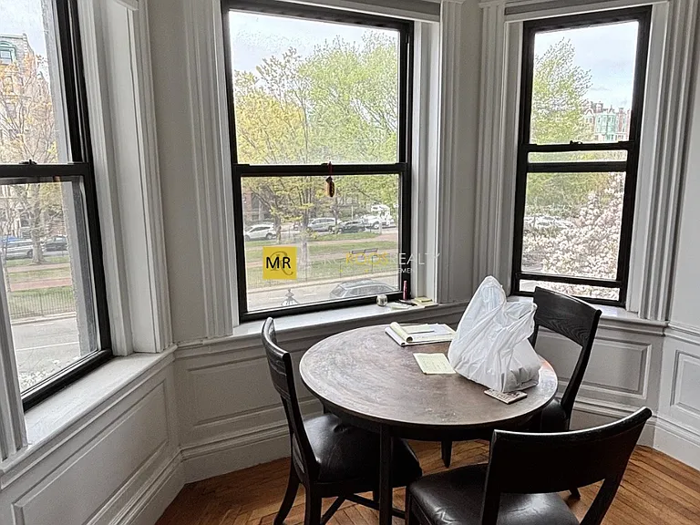 464 Commonwealth Ave — Photo 5