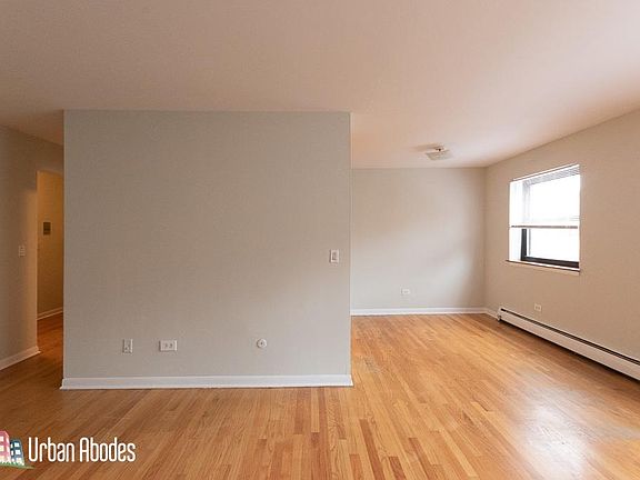 5th image of 510 W Briar Pl #Ua409