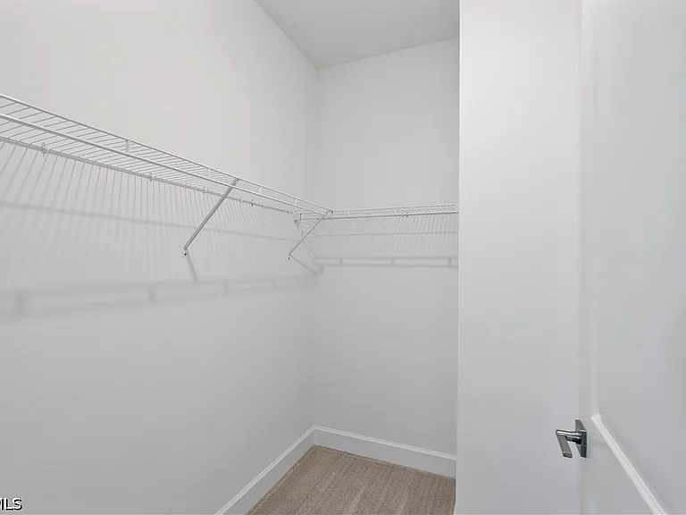 16056 Shoreline Dr — Photo 27