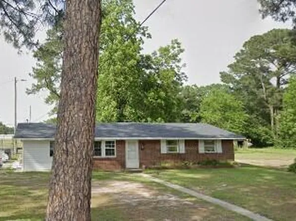 711 W Chestnut St, Goldsboro, NC 27530