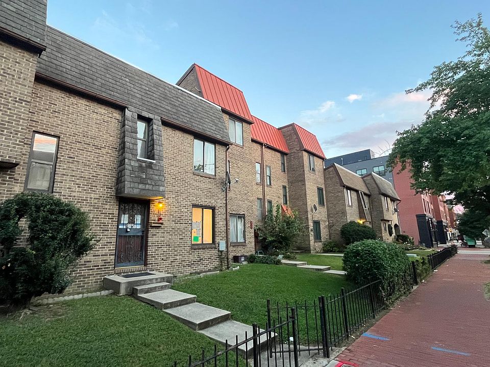Just 100 yards from one of the liveliest blocks on H St