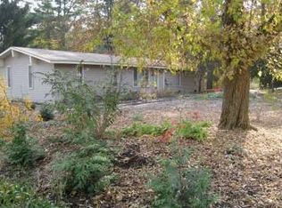 1776 Thornapple River Dr SE, Grand Rapids, MI 49546