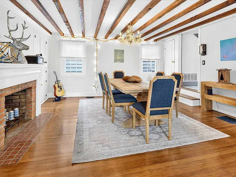 14 W Delaware Ave — Photo 10