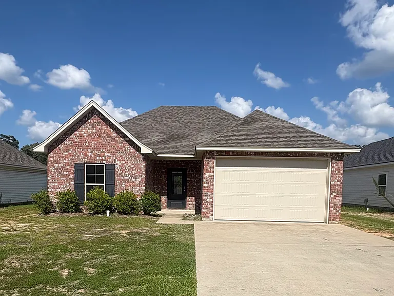 307 Yellow Pine Dr — Photo 1