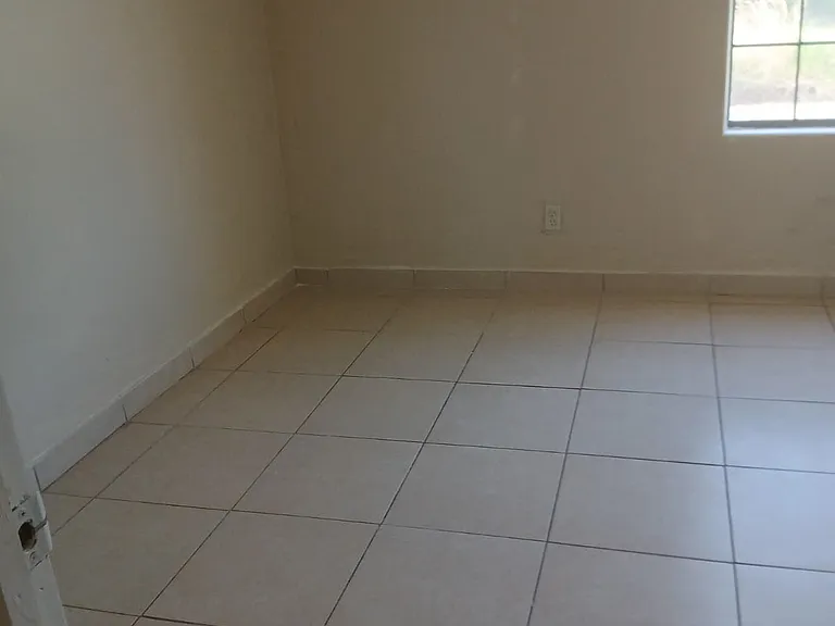 122 S 83rd St #1 — Photo 6
