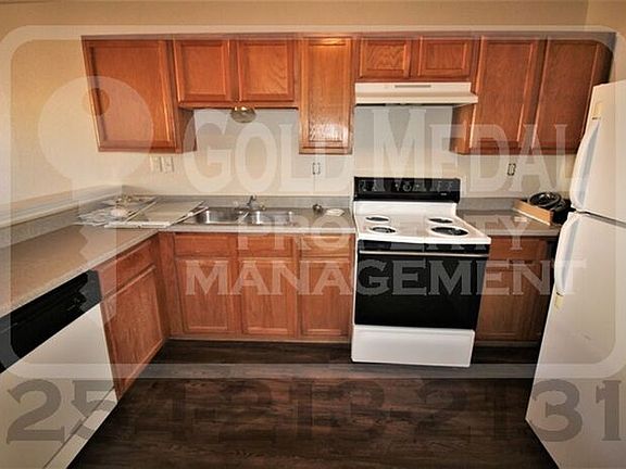 5th image of 3401 Barcelona Dr APT C