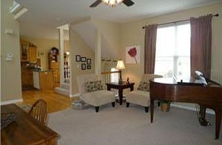 5th image of 1209 Pleasant Hill Dr