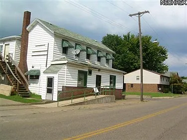 1501 Main St photo 1