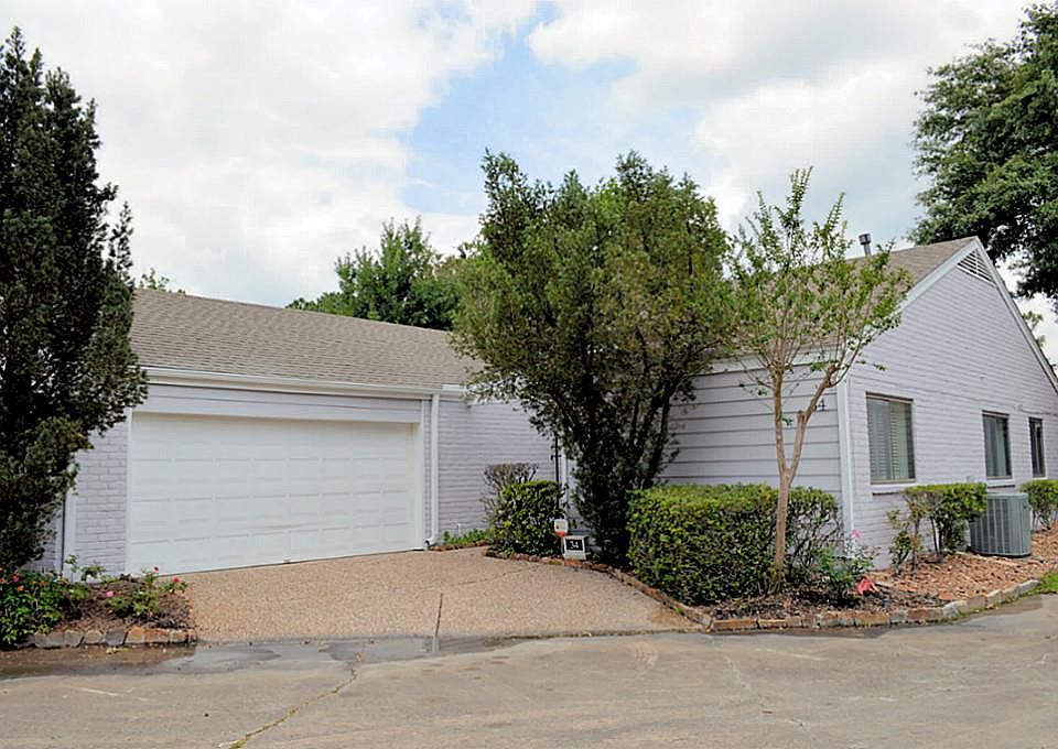 1st image of 12800 Briar Forest Dr Unit 34