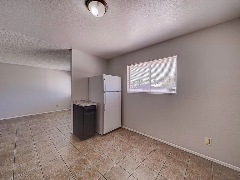 371 N Williams St — Photo 13