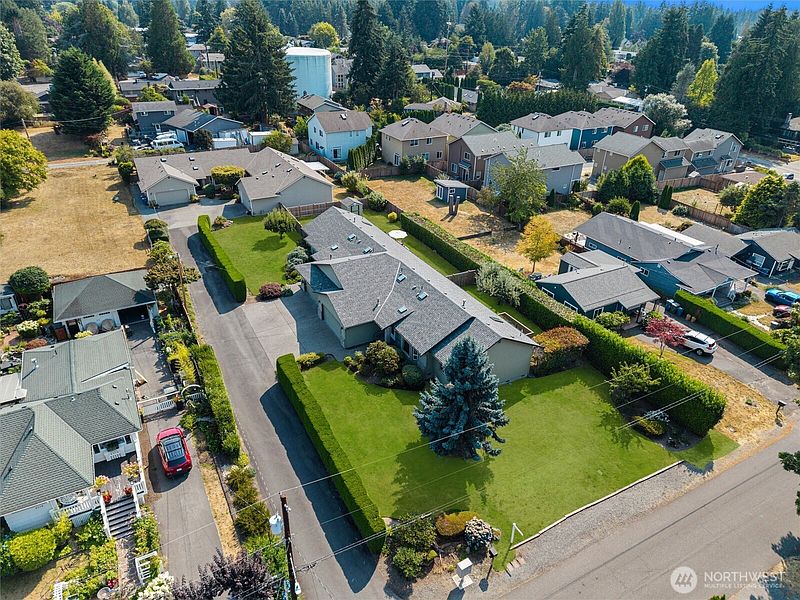 4th image of 8228 226th Street SW #A/B