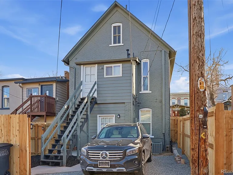 2545 W River Dr — Photo 17