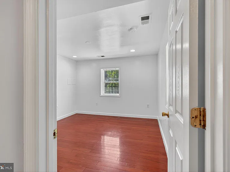 2913 8th St SE #3101 — Photo 12