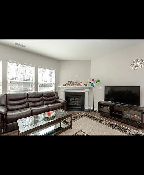 533 Durants Neck Ln — Photo 6