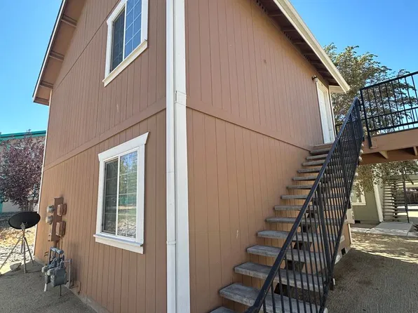 Cottages Per Owner Only Use Carpet King For All Flooring, 425 E Cedar St #Ca07a570e, Fernley, NV 89408